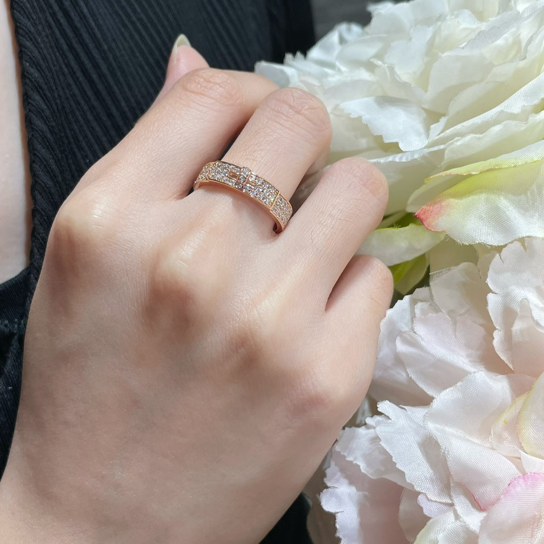 {
  "Bling Jewelrys": "ブリングジュエリー",
  "KELLY PINK GOLD DIAMOND RING": "ケリー ピンクゴールド ダイヤモンドリング"
}