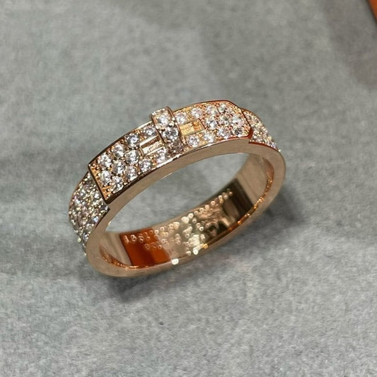{
  "Bling Jewelrys": "ブリングジュエリー",
  "KELLY PINK GOLD DIAMOND RING": "ケリー ピンクゴールド ダイヤモンドリング"
}