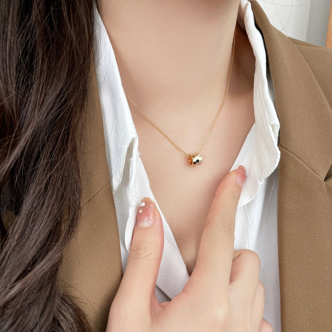[Bling Jewelrys ]BEE MINI PEDANT DIAMOND NECKLACE