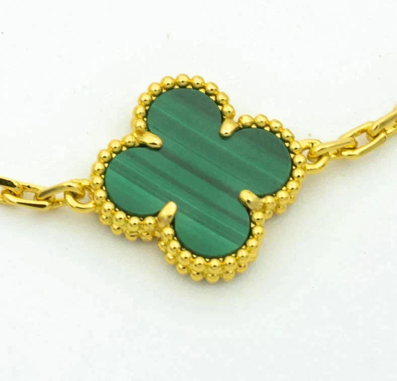 {
  "Bling Jewelrys ": "Bling Jewelrys ",
  "CLOVER  5 MOTIF MALACHITE BRACELET COLLECTION": "KLEEBLATT 5-MOTIV MALACHIT-ARMBAND KOLLEKTION"
}