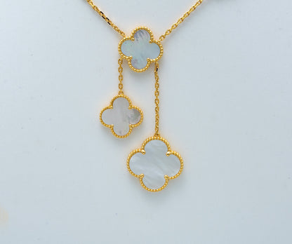 {
  "Bling Jewelrys": "[Bling Jewelry] クローバー マザーオブパール ネックレス 6モチーフ"
}