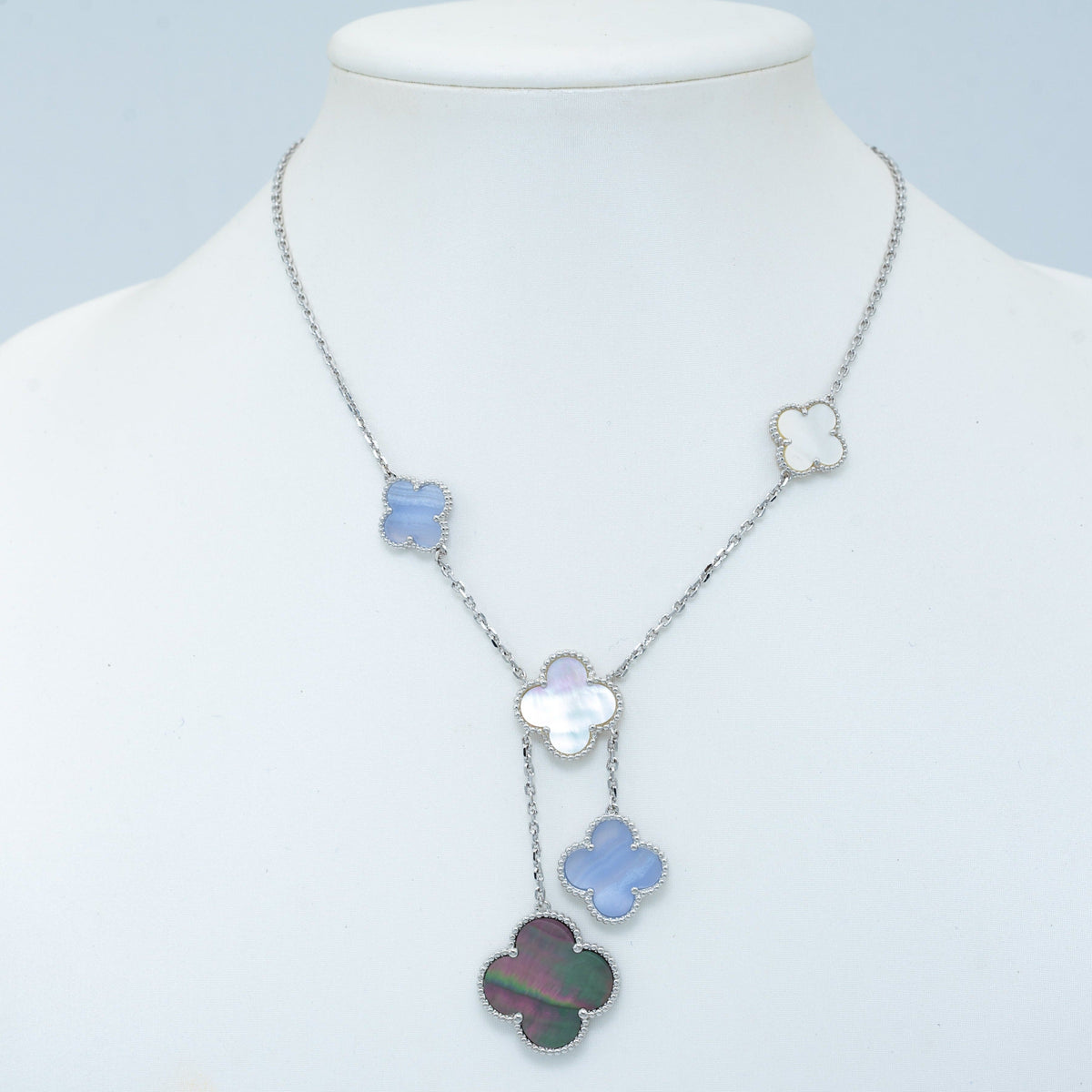 [Bling Jewelrys ]CLOVER MOP CHALCEDONY NECKLACE SILVER 6 MOTIF
