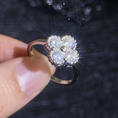 [Bling Jewelrys]ELEGANT FOUR-LEAF CLOVER MOISSANITE RING