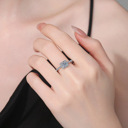 [Bling Jewelrys]DAINTY SUGAR-CUBE MOISSANITE RING