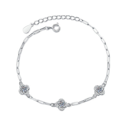 [Bling Jewelrys]TRIPLE-CLOVER MOISSANITE BRACELET