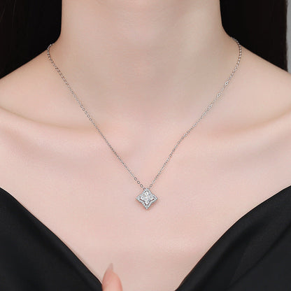 [Bling Jewelrys]STAR-CLOVER MOISSANITE NECKLACE