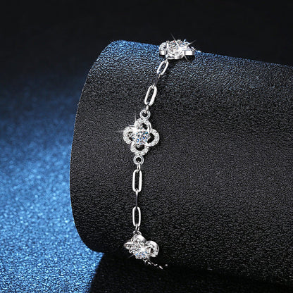 [Bling Jewelrys]TRIPLE-CLOVER MOISSANITE BRACELET