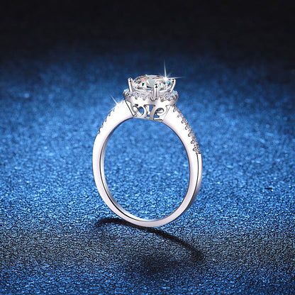 [Bling Jewelrys]RADIANT ROUND HALO MOISSANITE ENGAGEMENT RING