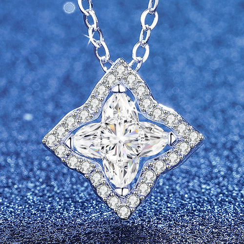[Bling Jewelrys]STAR-CLOVER MOISSANITE NECKLACE