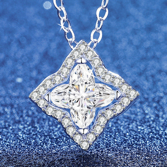 [Bling Jewelrys]STAR-CLOVER MOISSANITE NECKLACE