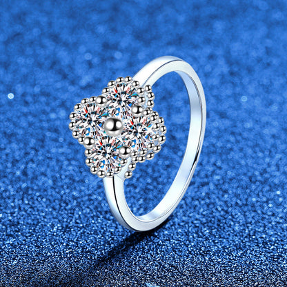 [Bling Jewelrys]ELEGANT FOUR-LEAF CLOVER MOISSANITE RING