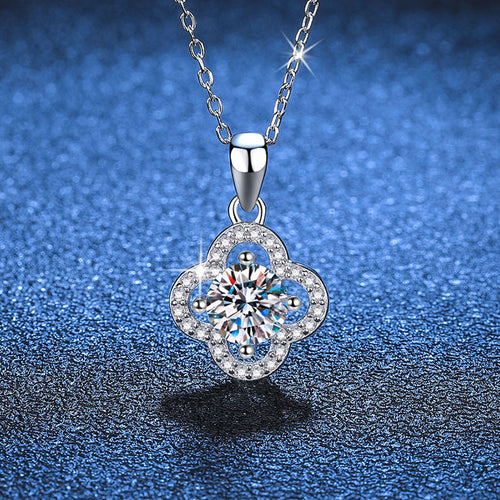 [Bling Jewelrys]クラシック クローバー モアサナイト ペンダント ネックレス