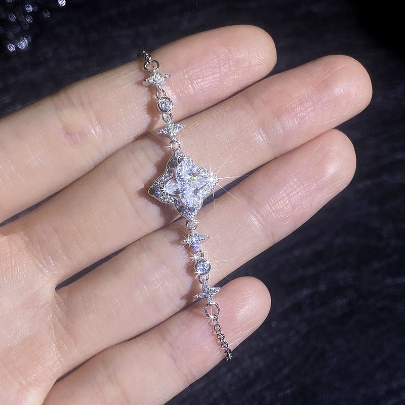 [Bling Jewelrys]MARQUISE-CLOVER MOISSANITE BRACELET