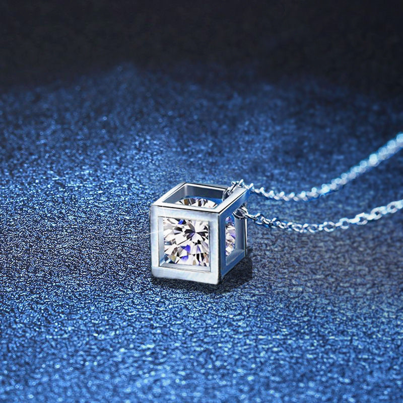 [Bling Jewelrys]GEOMETRISCHE ZUCKERWÜRFEL-MOISSANIT-HALSKETTE