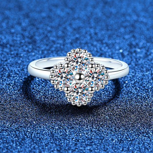 [Bling Jewelrys]ELEGANT FOUR-LEAF CLOVER MOISSANITE RING
