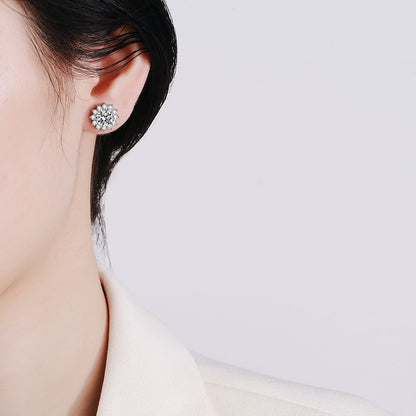 {
  "Bling Jewelrys": "ブリングジュエリー",
  "BLOOMING SUNFLOWER MOISSANITE STUD EARRINGS": "ブルーミングサンフラワー モアサナイト スタッドピアス"
}