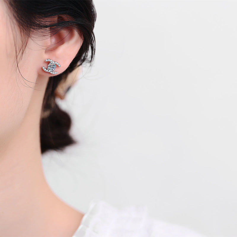 [Bling Jewelrys]CHIC INTERLOCKING DOUBLE-C MOISSANITE STUD EARRINGS
