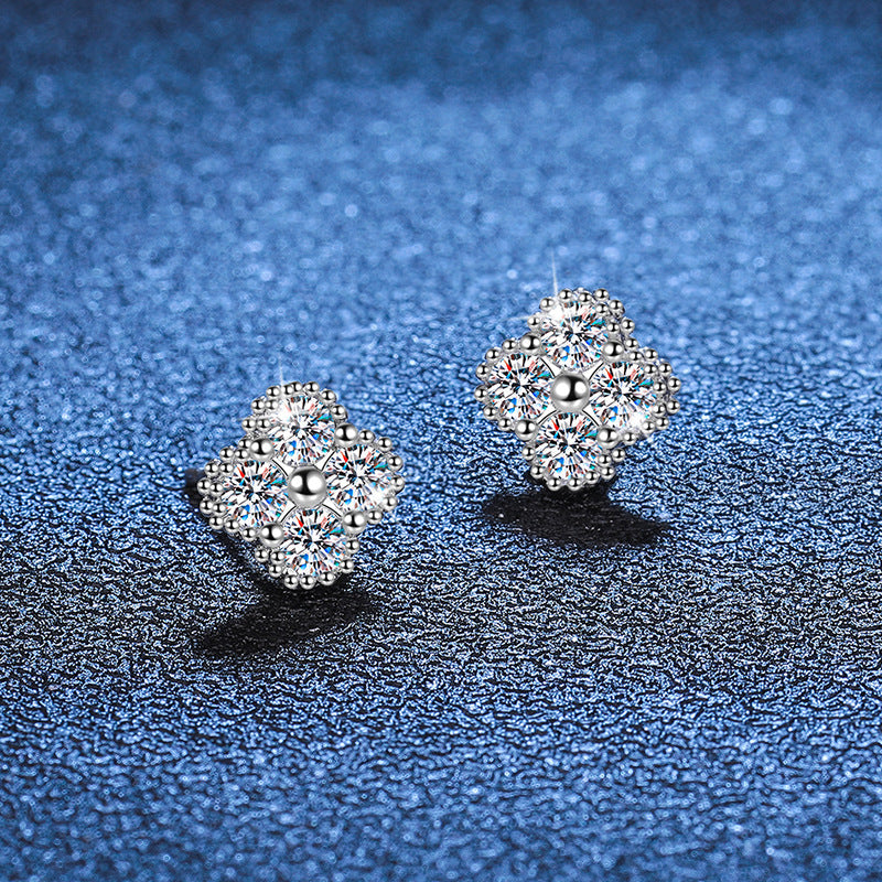 [Bling Jewelrys]ELEGANT FOUR-LEAF CLOVER MOISSANITE STUD EARRINGS