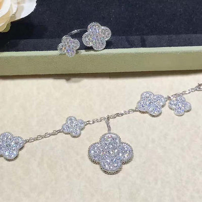 [Bling Jewelrys ]CLOVER 6 MOTIFS SILVER DIAMOND BRACELET