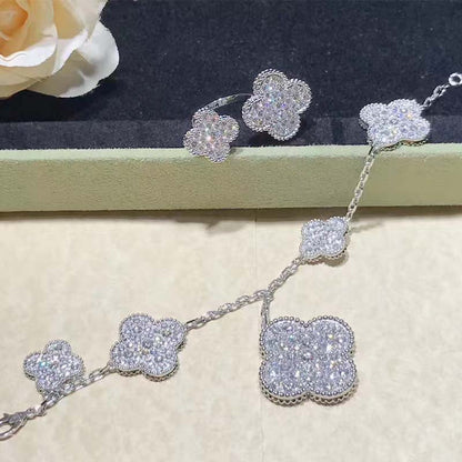 [Bling Jewelrys ]CLOVER 6 MOTIFS SILVER DIAMOND BRACELET
