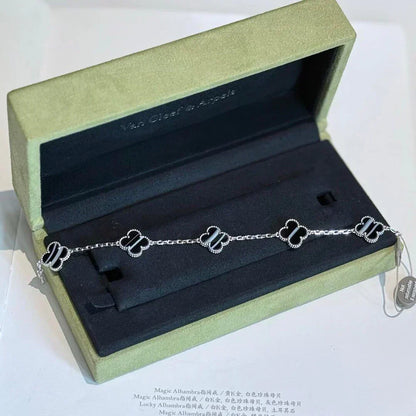 [Bling Jewelrys] KOLLEKTION: CLOVER 5 MOTIV ARMBAND MIT PULSAR- STEIN
