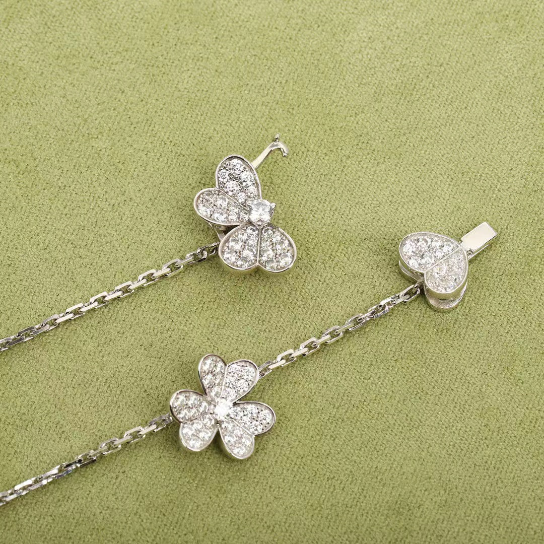 [Bling Jewelrys] FRIVOLE SILBER-HALSKETTE MIT 9 BLUMEN