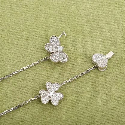 [Bling Jewelrys] FRIVOLE SILBER-HALSKETTE MIT 9 BLUMEN