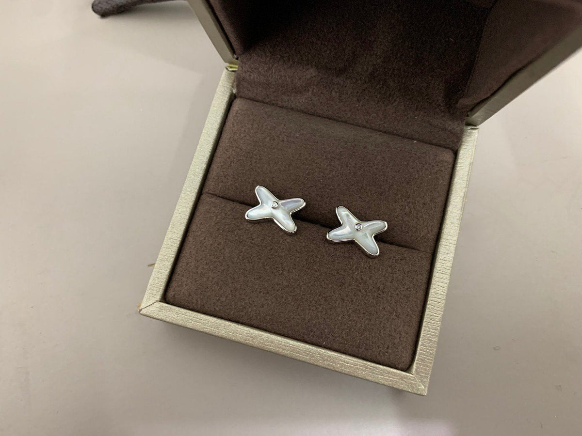 [Bling Jewelrys] JEUX OHRRINGE MIT WEISSEM PERLMUTT, SILBER UND DIAMANTEN