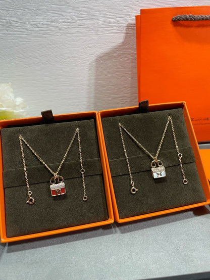 [Bling Jewelrys ]H CIRCE MOISSANITE PENDANT NECKLACE GOLD