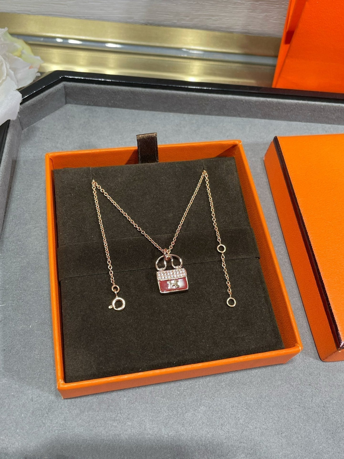 [Bling Jewelrys ]H CIRCE MOISSANITE PENDANT NECKLACE GOLD