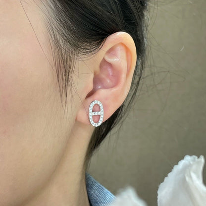 {
"Bling Jewelrys": "Bling Jewelry",
"HM FULL DIAMOND PIG NOSE STUD EARRINGS": "VOLL BESETZTE DIAMANT-SCHWEINENASEN-STECHER"
}