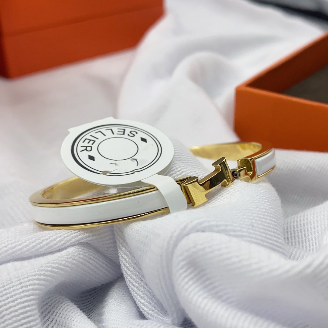 [Bling Jewelrys ]CLASSIC HM CLIC WHITE 8MM ENAMEL BRACELET