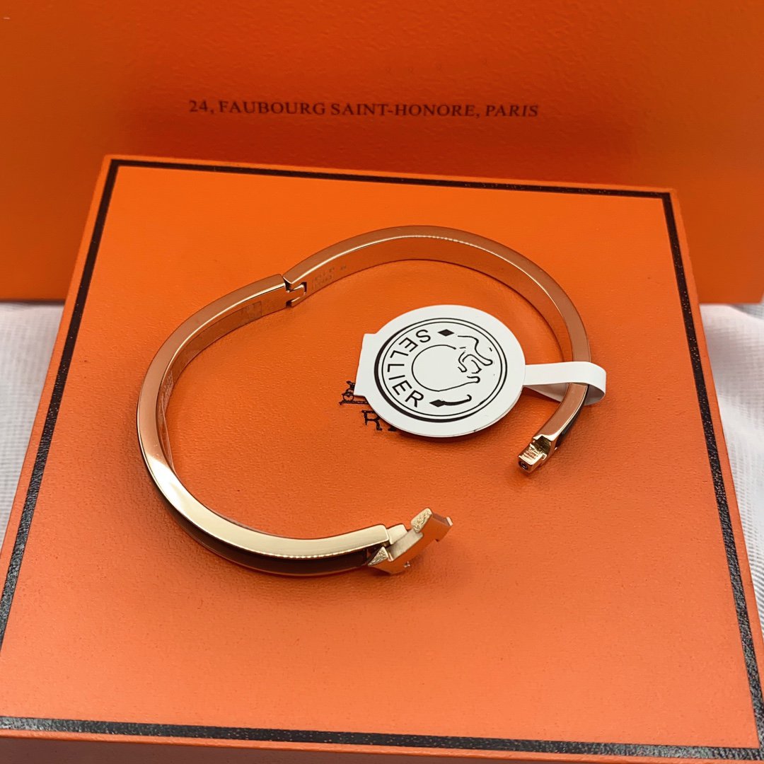 [Bling Jewelrys ]CLASSIC HM CLIC BLACK 8MM ENAMEL BRACELET