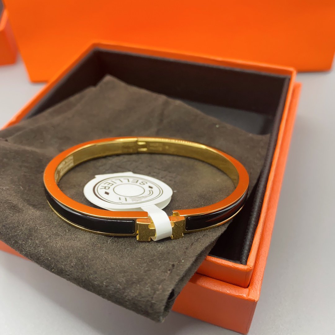 [Bling Jewelrys ]CLASSIC HM CLIC BLACK 8MM ENAMEL BRACELET