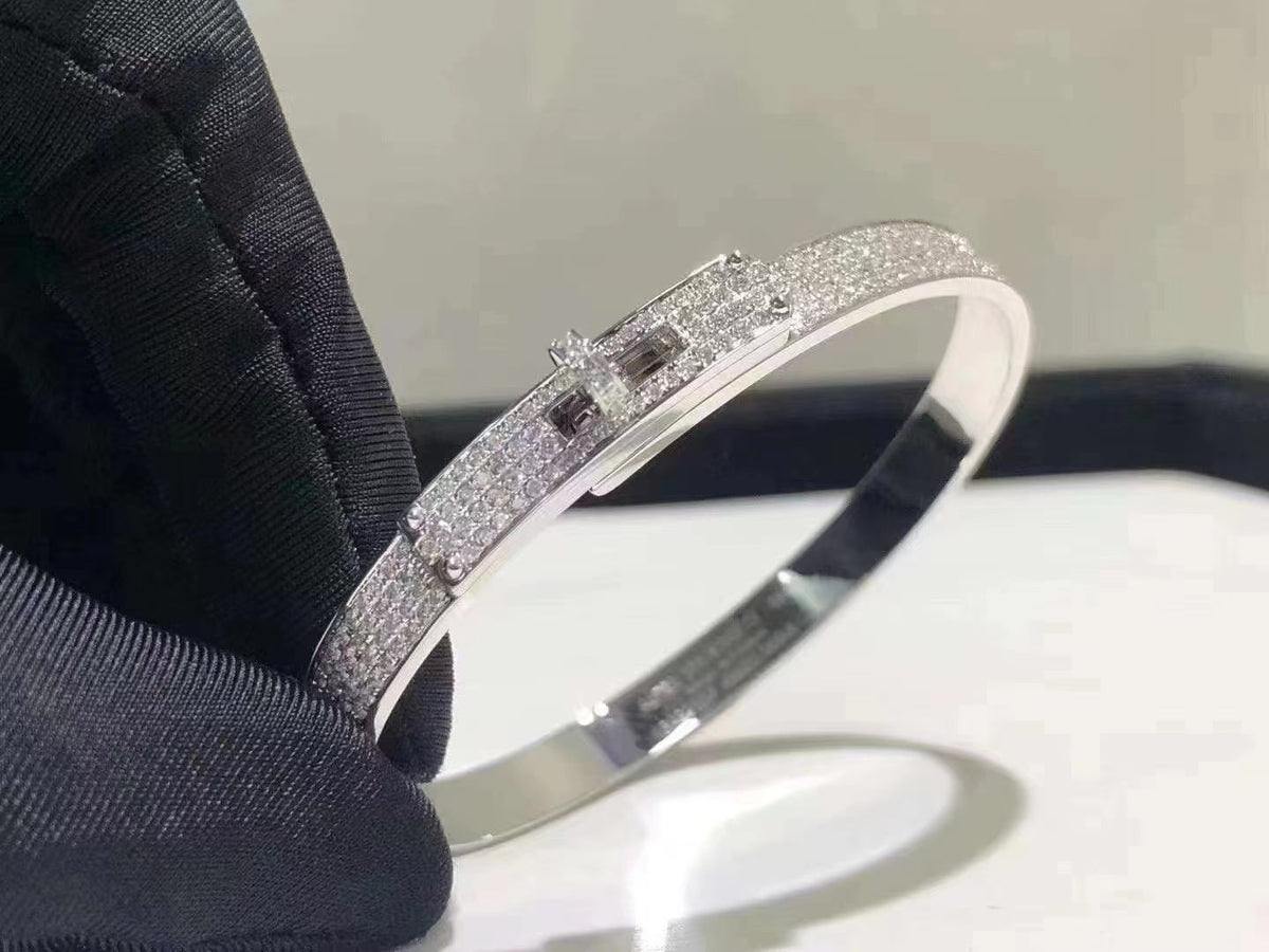 {"Bling Jewelrys ": "HM KELLY ARMBAND IN SILBER UND VOLL-PAVÉ-DIAMANT"}
