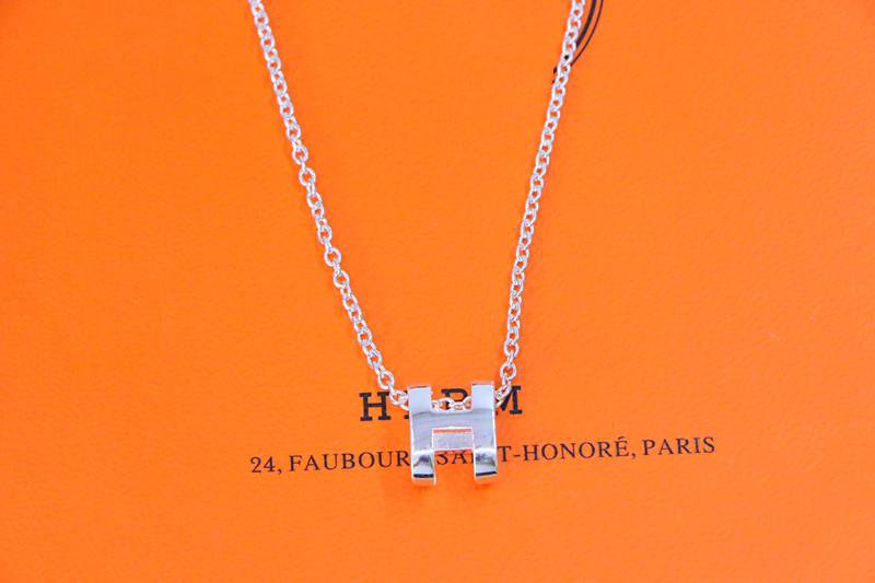 {
  "Bling Jewelrys": "ブリングジュエリー",
  "HM NECKLACE H LETTER OVAL SERIES": "HMネックレス Hレター オーバルシリーズ"
}