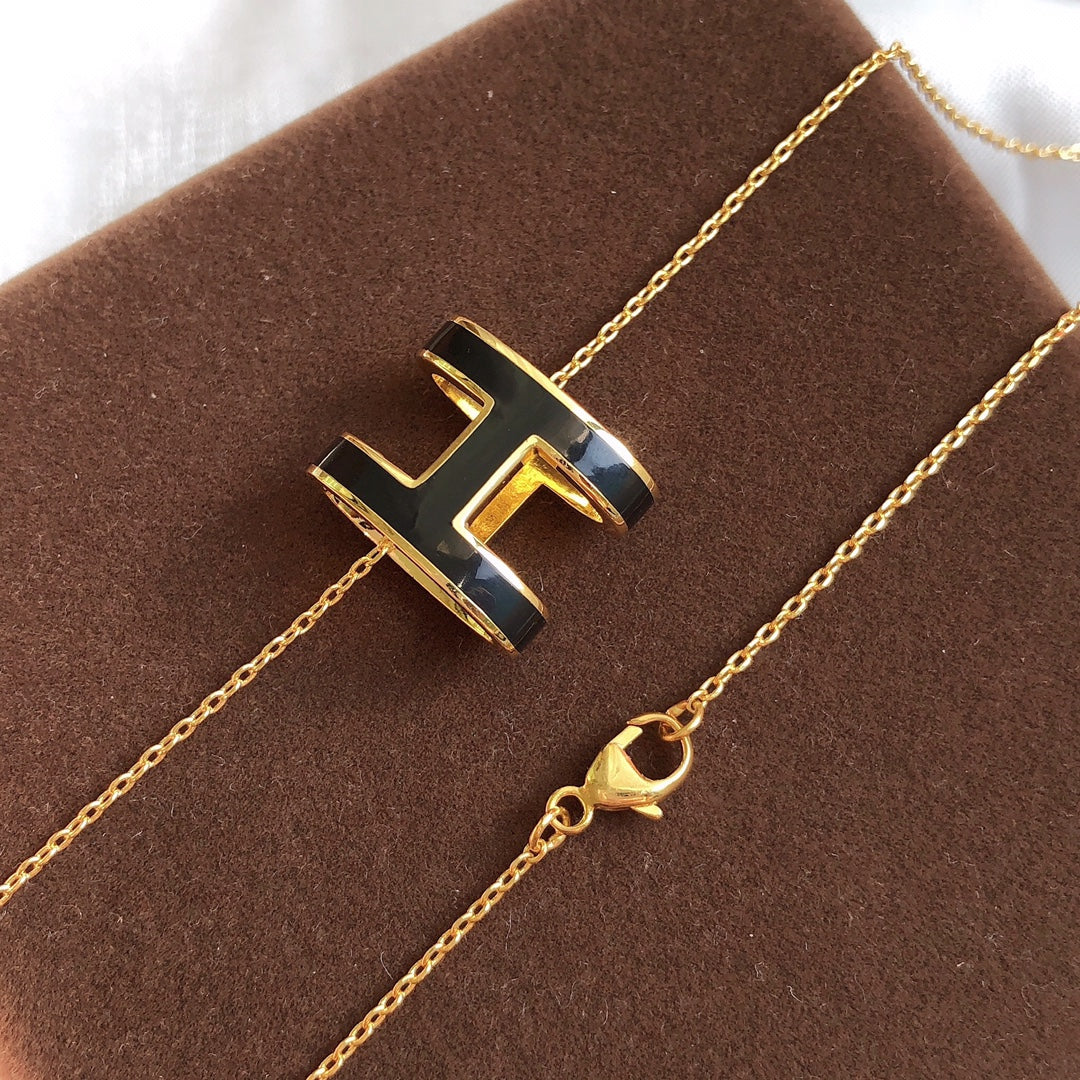 [Bling Jewelrys ]HM CLIC BLACK ENAMEL GOLD NECKLACE