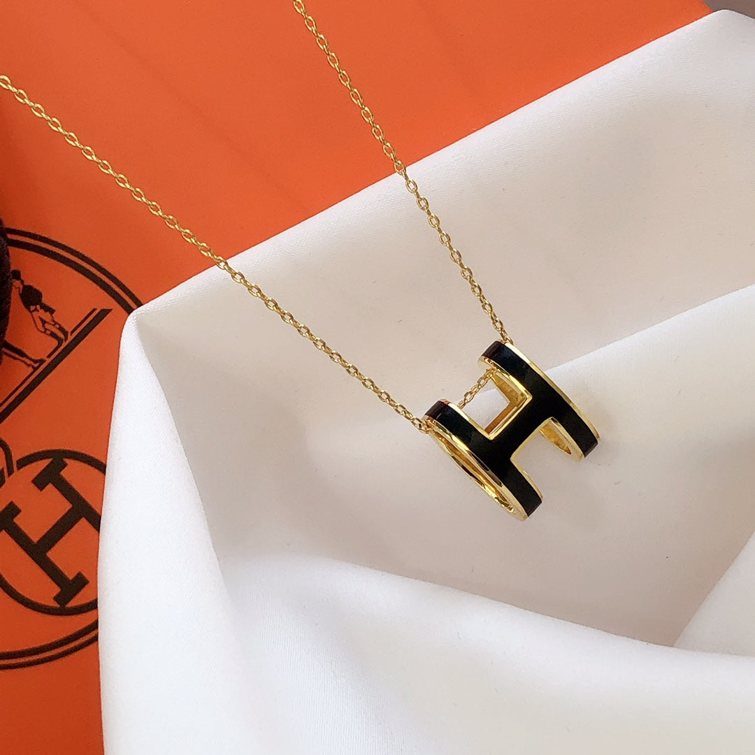 [Bling Jewelrys ]HM CLIC BLACK ENAMEL GOLD NECKLACE