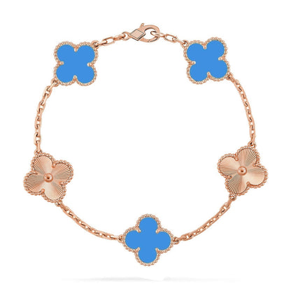 {
  "Bling Jewelrys": "ブリング・ジュエリー",
  "CLOVER 5 MOTIF BLUE AGATE BRACELET COLLECTION": "クローバー 5モチーフ ブルーアゲート ブレスレット コレクション"
}