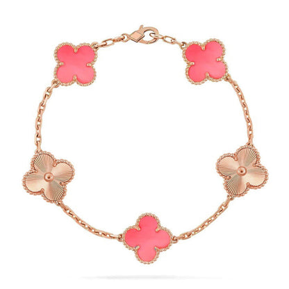 {
  "Bling Jewelrys": "ブリングジュエリー",
  "CLOVER 5 MOTIFS": "クローバー 5モチーフ",
  "PINK MOP BRACELET COLLECTION": "ピンクMOPブレスレットコレクション"
}