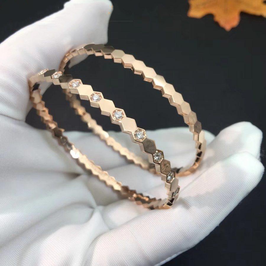 {
  "Bling Jewelrys": "ブリングジュエリー",
  "BEE LOVE SILVER DIAMOND BRACELET": "ビー・ラブ シルバーダイヤモンドブレスレット"
}