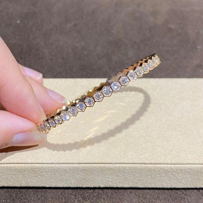 {
  "Bling Jewelrys": "ブリング・ジュエリー",
  "BEE LOVE GOLD BRACELET FULL DIAMOND": "ビー・ラブ・ゴールド・ブレスレット フルダイヤモンド"
}