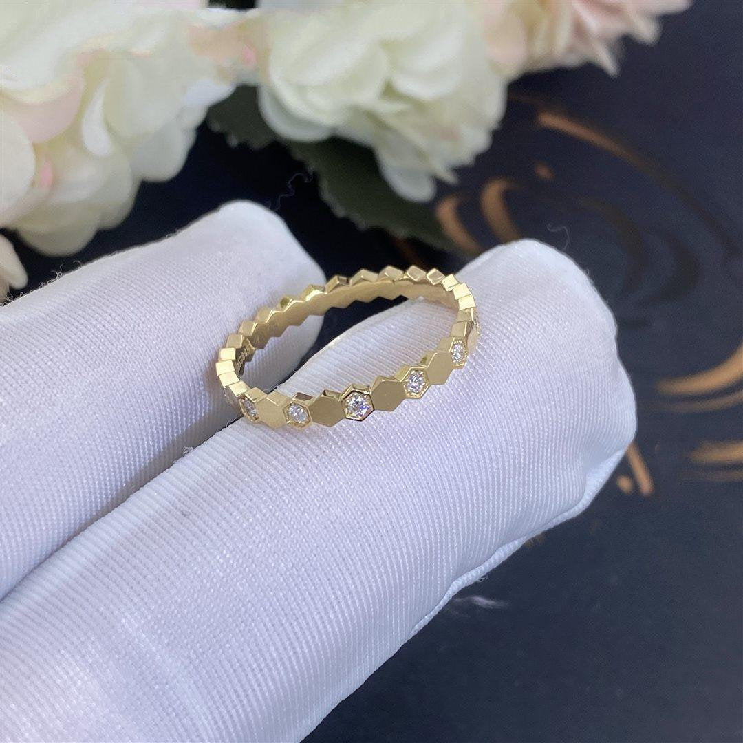 {
  "Bling Jewelrys": "Bling Jewelry",
  "BEE LOVE RING GOLD DIAMOND": "BIENEN-LIEBESRING GOLD DIAMANT"
}