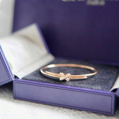 {"[Bling Jewelrys ]JEUX DE BRACELET PINK GOLD DIAMONDS": "[Bling Jewelrys] ARMBAND-SET ROSÉGOLD DIAMANTEN"}