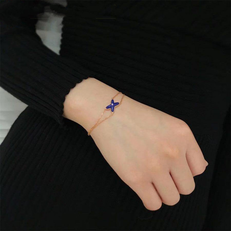 [Bling Jewelrys ]Hollow Design Four-Leaf Clover Flower Shape Bracelet
