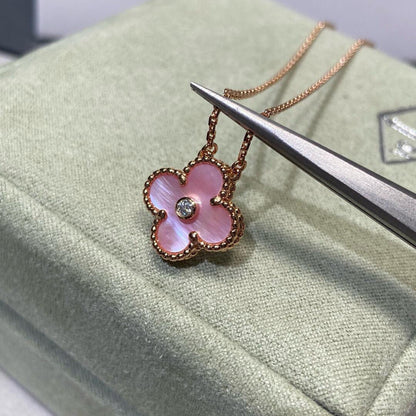 [Bling Jewelrys ]CLOVER 15MM DIAMOND PINK MOP NECKLACE