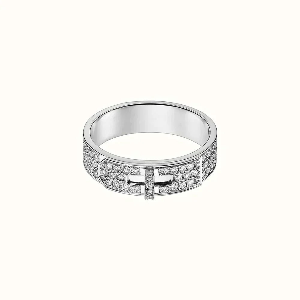 {
  "Bling Jewelrys ": "ブリングジュエリー",
  "KELLY SILVER DIAMOND RING": "ケリー シルバー ダイヤモンド リング"
}