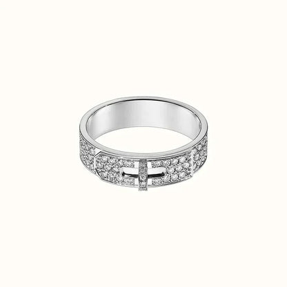 {
  "Bling Jewelrys ": "ブリングジュエリー",
  "KELLY SILVER DIAMOND RING": "ケリー シルバー ダイヤモンド リング"
}