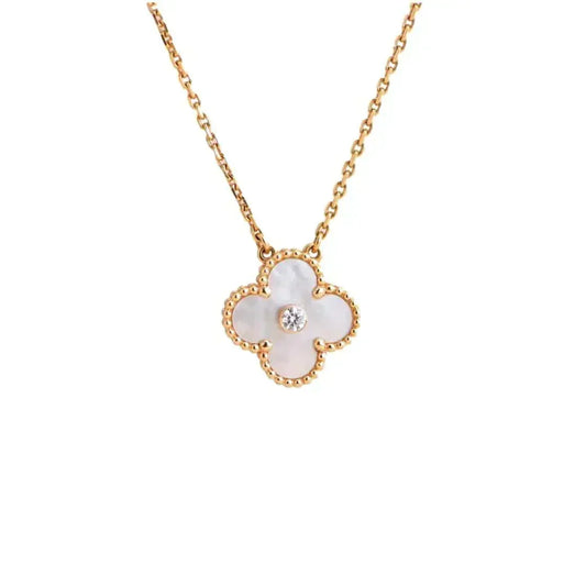[Bling Jewelrys ]CLOVER 15MM DIAMOND WHITE FRITILLARIA NECKLACE