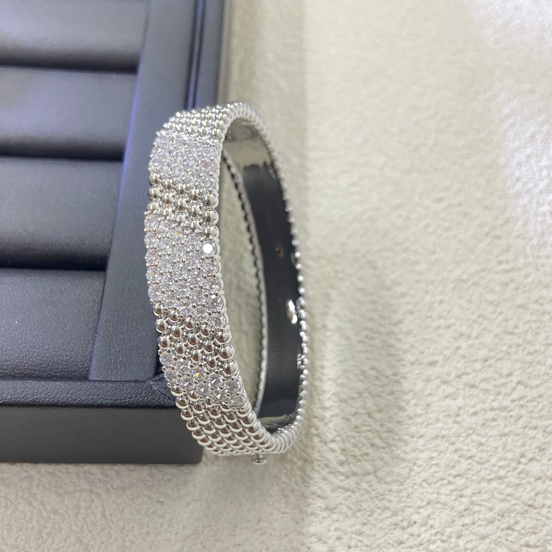 [Bling Jewelrys] FÜNFREIHIGES DIAMANTARMBAND